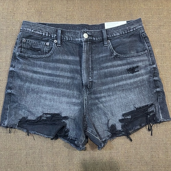 American Eagle Outfitters Pants - NWT High Rise Denim Black Shorts American Eagle Size 12